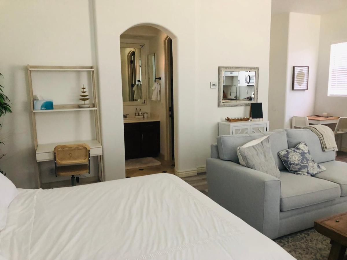 Beautiful Private Casita/Guesthouse W/ Kitchen, Access To Pool/Spa Goodyear Buitenkant foto